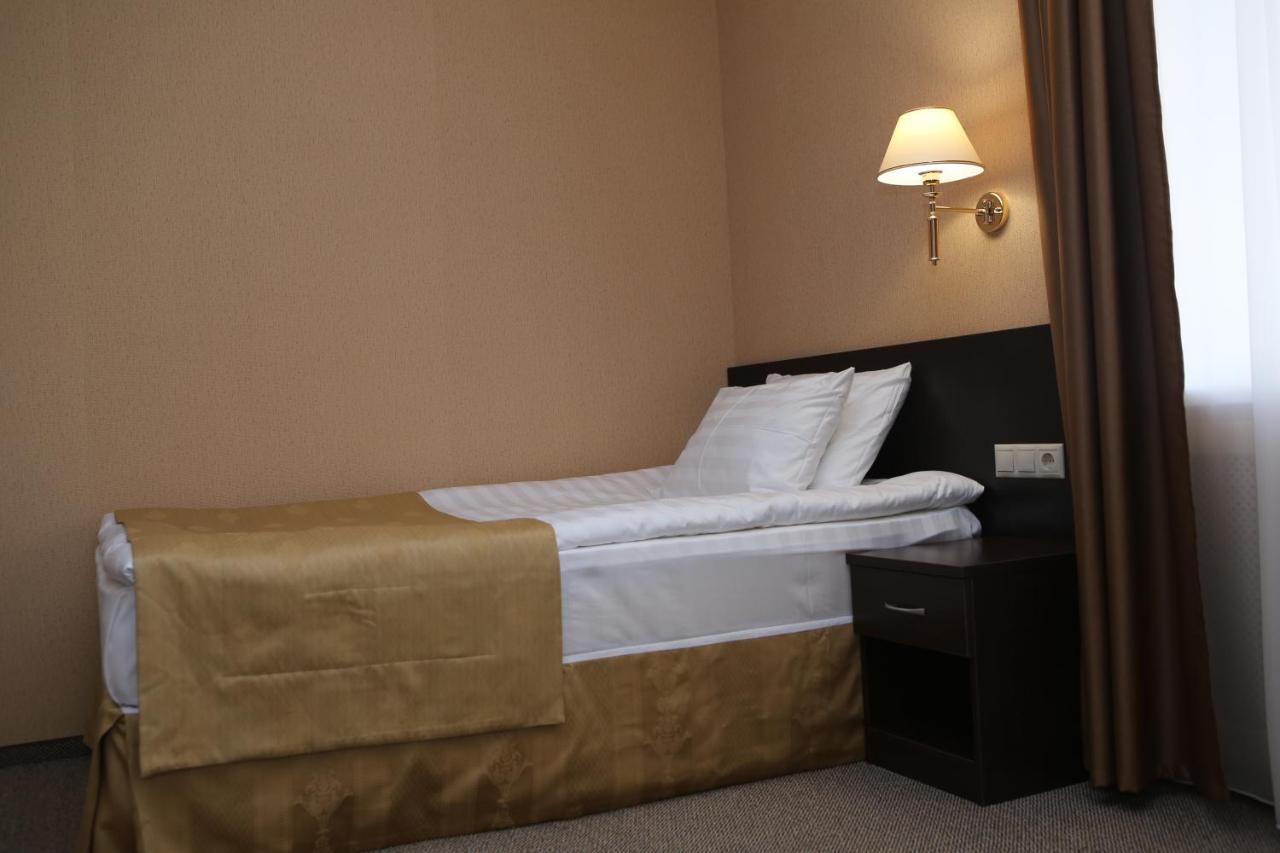Hotel Aner Asztana Kültér fotó