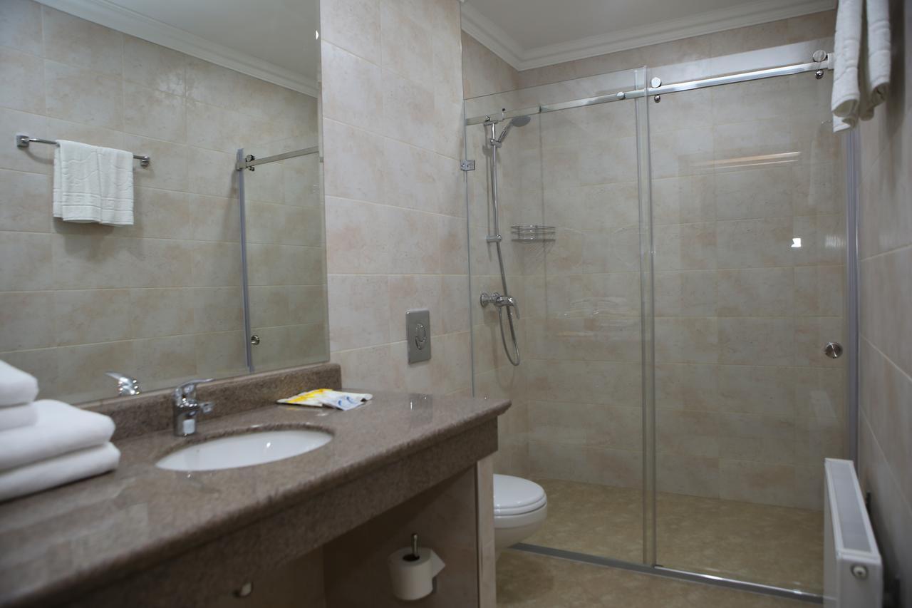 Hotel Aner Asztana Kültér fotó