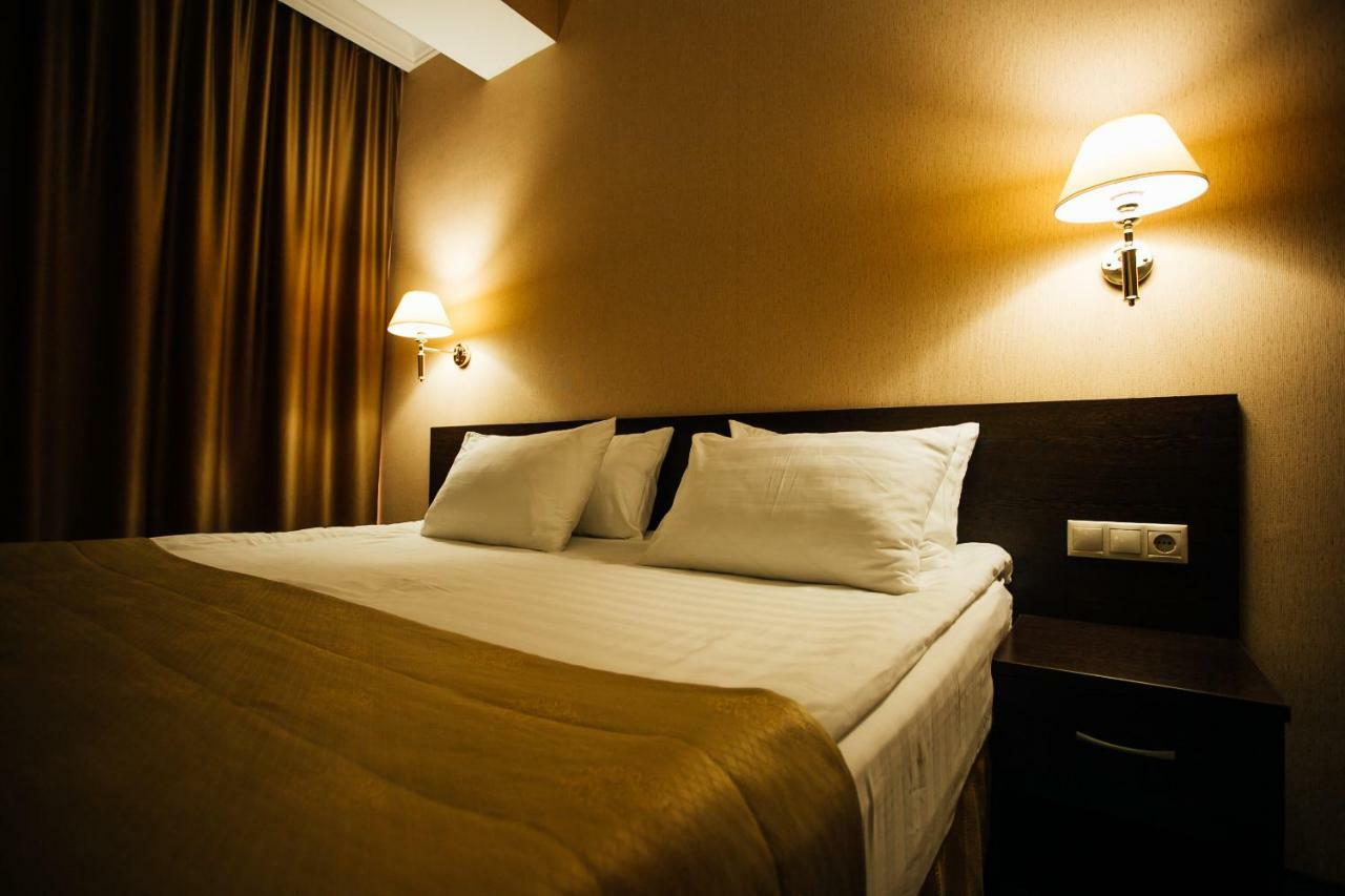 Hotel Aner Asztana Kültér fotó